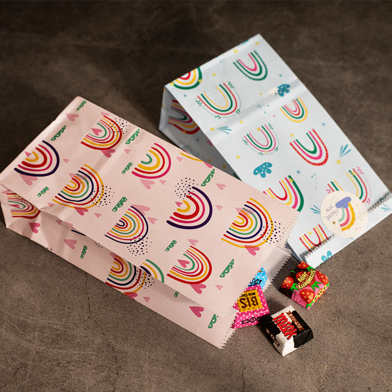 Small Paper Bags Rainbow Print - Wedding Event Supply 评论和价格